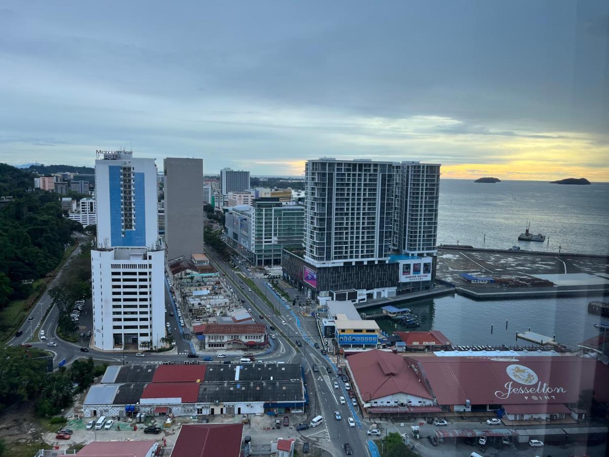 Apartament Jesselton Quay Kota Kinabalu 1 Zewnętrze zdjęcie